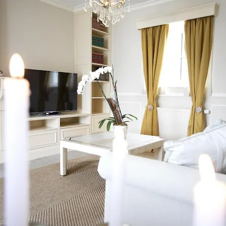 Sky-b Apartment *